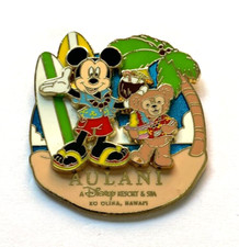 Disney Pin Badge Aulani - Mickey and Duffy Bear - Shave Ice and Surfboards