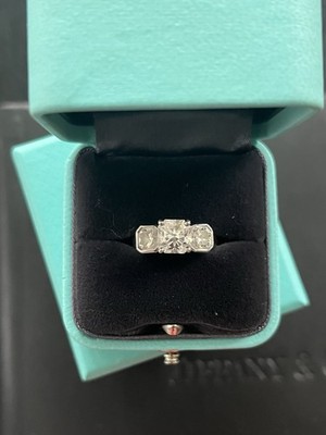 Tiffany & Co 2.81 CTW Lucida Three Diamond Engagement RING F VVS1 Certification