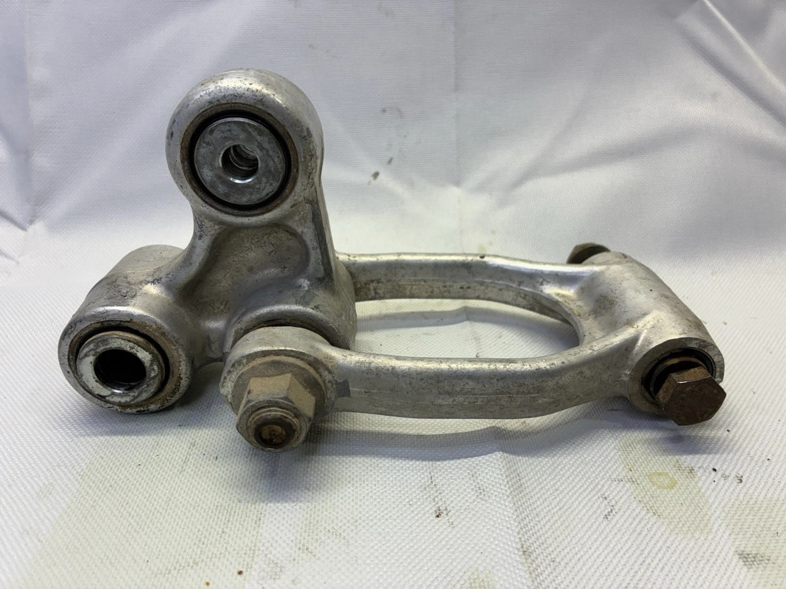 1996 KTM 360 EXC REAR SHOCK LINKAGE PIVOT RELAY ROCKER ~ OEM 94-97 / 250 360 300
