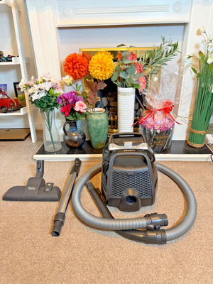 Miele Boost CX1 Cat & Dog PowerLine beutelloser Zylinderstaubsauger für Haustiere