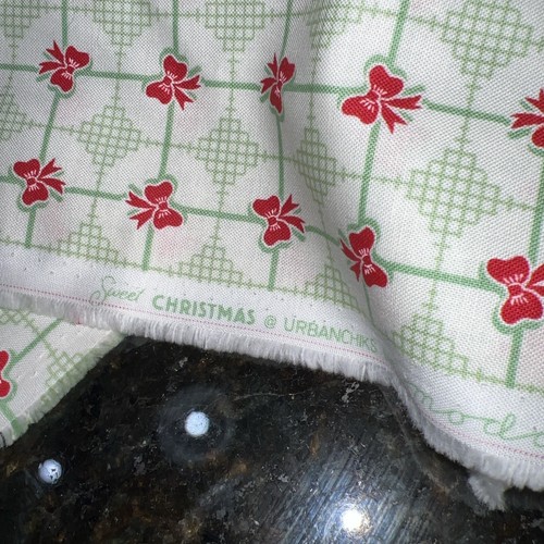 MODA FABRICS URBAN CHICKS SWEET CHRISTMAS 3 Yards 4” - Grid Bows - Picture 3 of 8