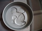 SPRINGFORM PAN WITH THREE DISNEY CHARACTERS INSERTS MICKEY, DONALD DUCK, PLUTO — photo 5