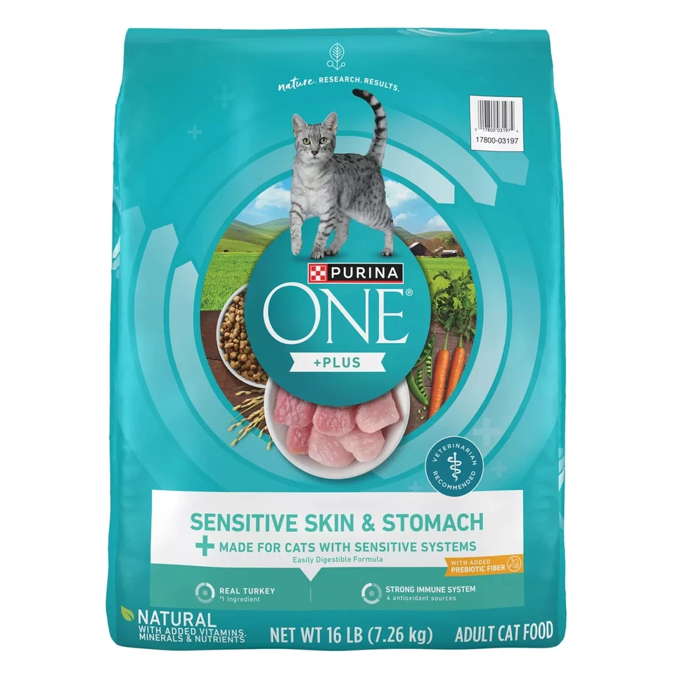 Paquete de 2 Purina ONE Plus, piel sensible y estómago, comida seca para gatos, pavo, 16 lb Foto 2 de 4