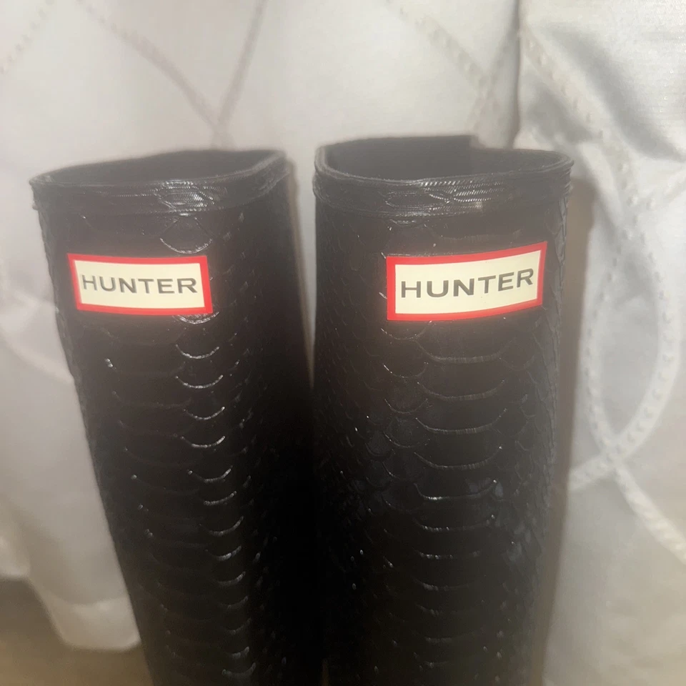Botas de lluvia Hunter Carnaby Boa estampado de serpiente altas para mujer talla 6 - negras 40/41 Foto 3 de 4