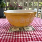 VTG Pyrex Yellow Butterscotch Gold Butterfly & Flowers Design Bowl #403