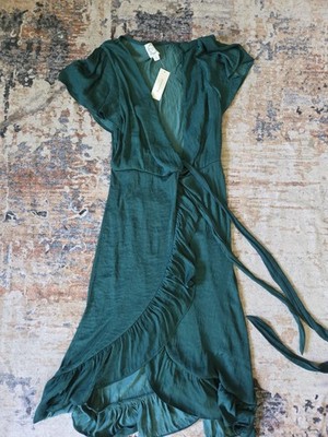 NWT Francesca's Green Ruffle Wrap Dress Womens Medium