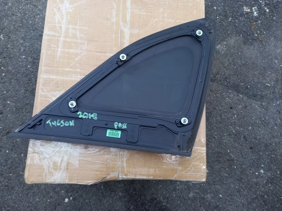 Hyundai Tucson 2016-2021 pasajero trasero lado derecho cuarto solar vidrio manipulado  Foto 4 de 4