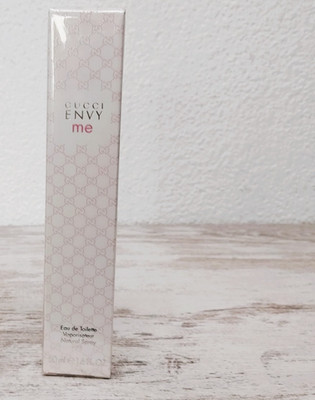 Gucci Envy Me EDT (eau de toilette) 50 ml. Discontinued vintage SCANNON.