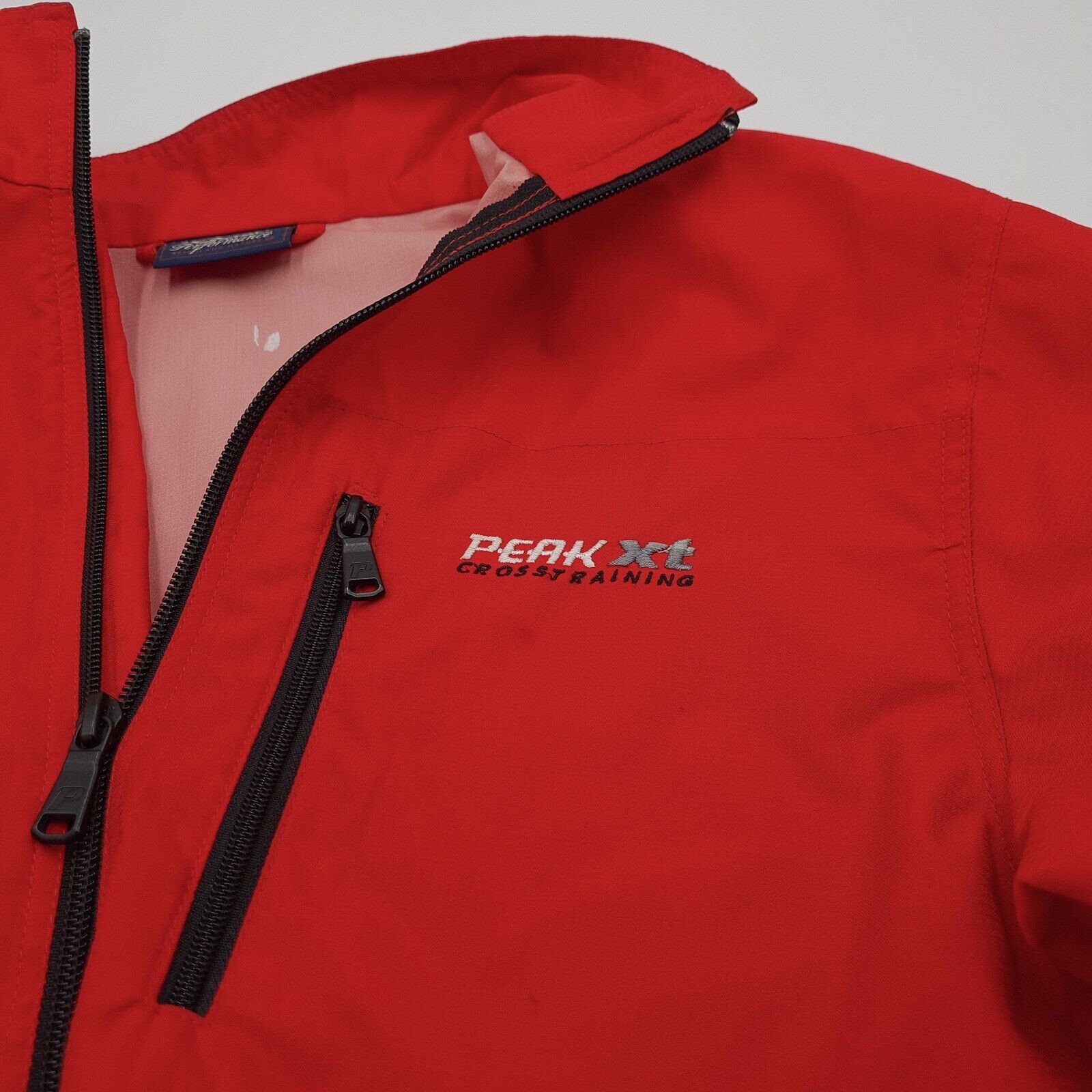 Peak Performance Lightweight Packable Windstopper… - image 4