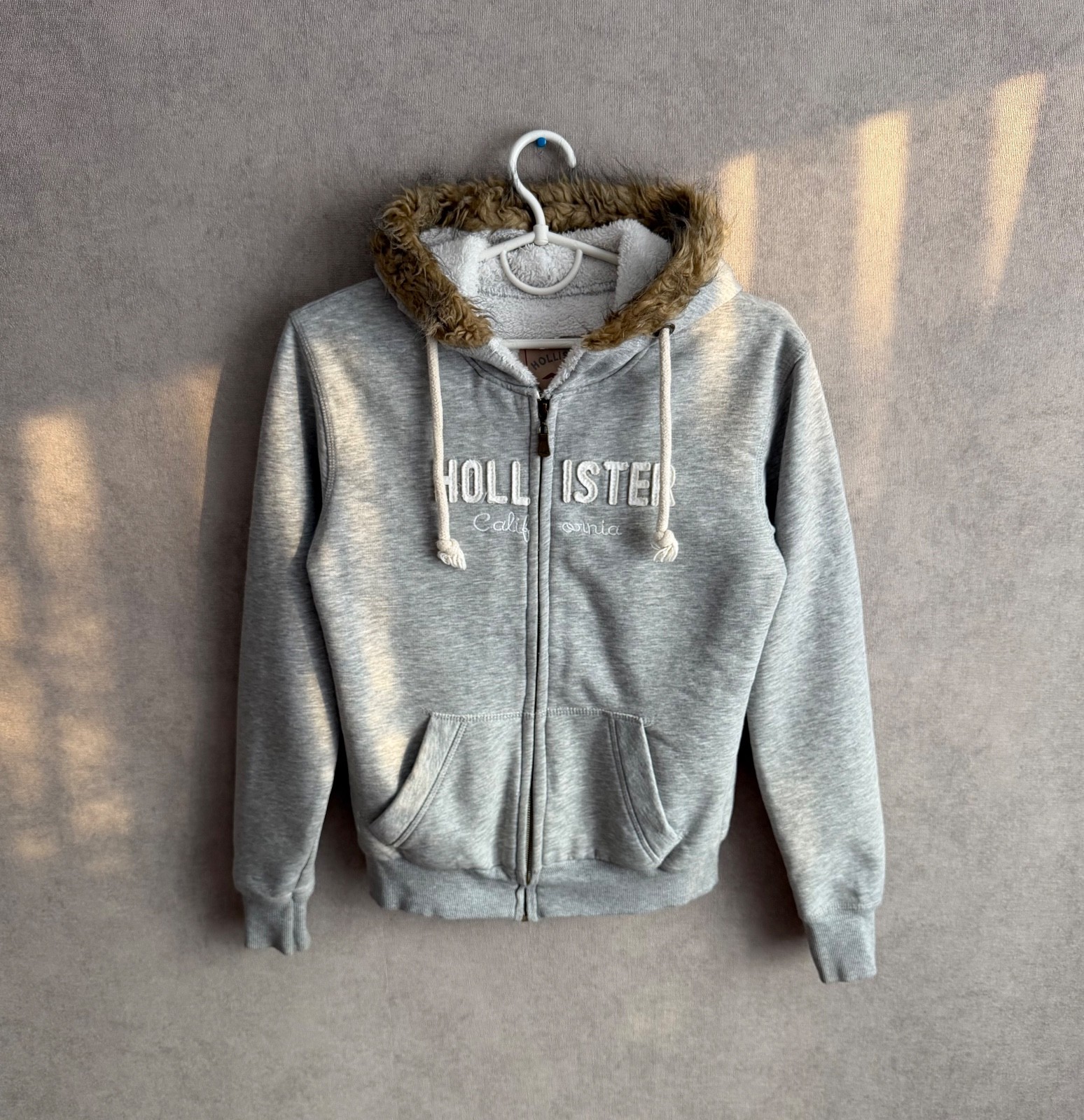 Y2K Hollister Grey Zip Hoodie Faux Fur Sherpa Lined 2000s Womens L