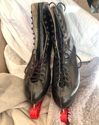 ICE SKATES-BLACK LEATHER-POLAND MADE-SIZE 28-MENS 10,WOMENS 11-PIRUET 102 BLADES