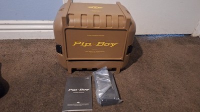 Fallout 4 Pip-Boy 3000 Mk IV Collector's Edition Model & Capsule Case No Game