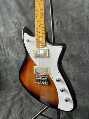 Sunburst Electric Guitar Solid Body Meteora Maple Fretboard HH Pickup Fast