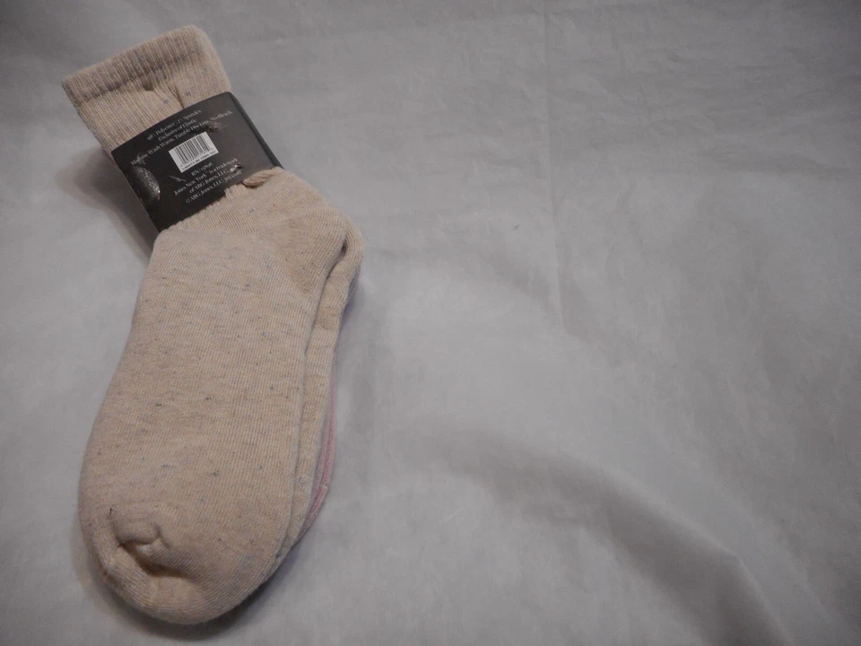 3 Pairs Jones New York Multi Color Terry Cushion Crew SHOE SIZE 5-10 - Image 2 of 4