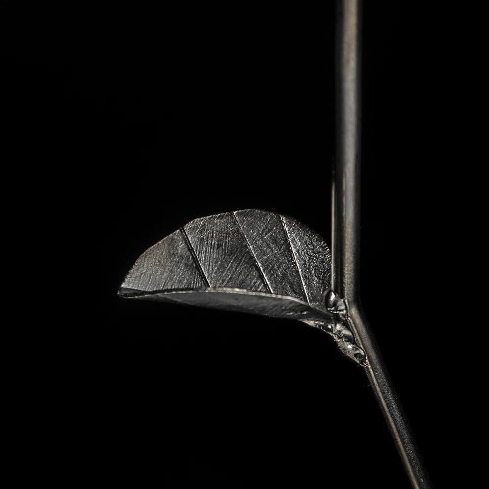 Media docena de rosas de metal - 6 rosas inmortales soldadas, arte casero hecho a mano Foto 3 de 4