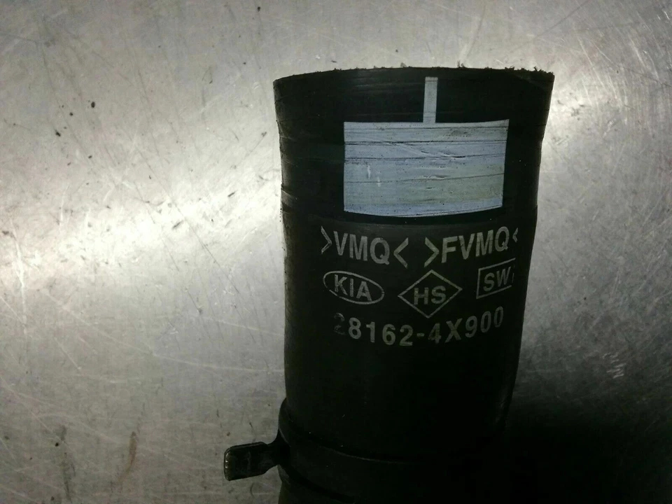 Manguera intercooler KIA SEDONA LS MK1 2.9 2008 diésel 281624X900 Foto 2 de 2