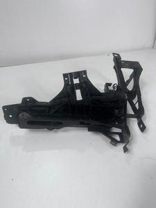 BMW F10 Headlight Bracket Right Support Mounting Carrier 7200794