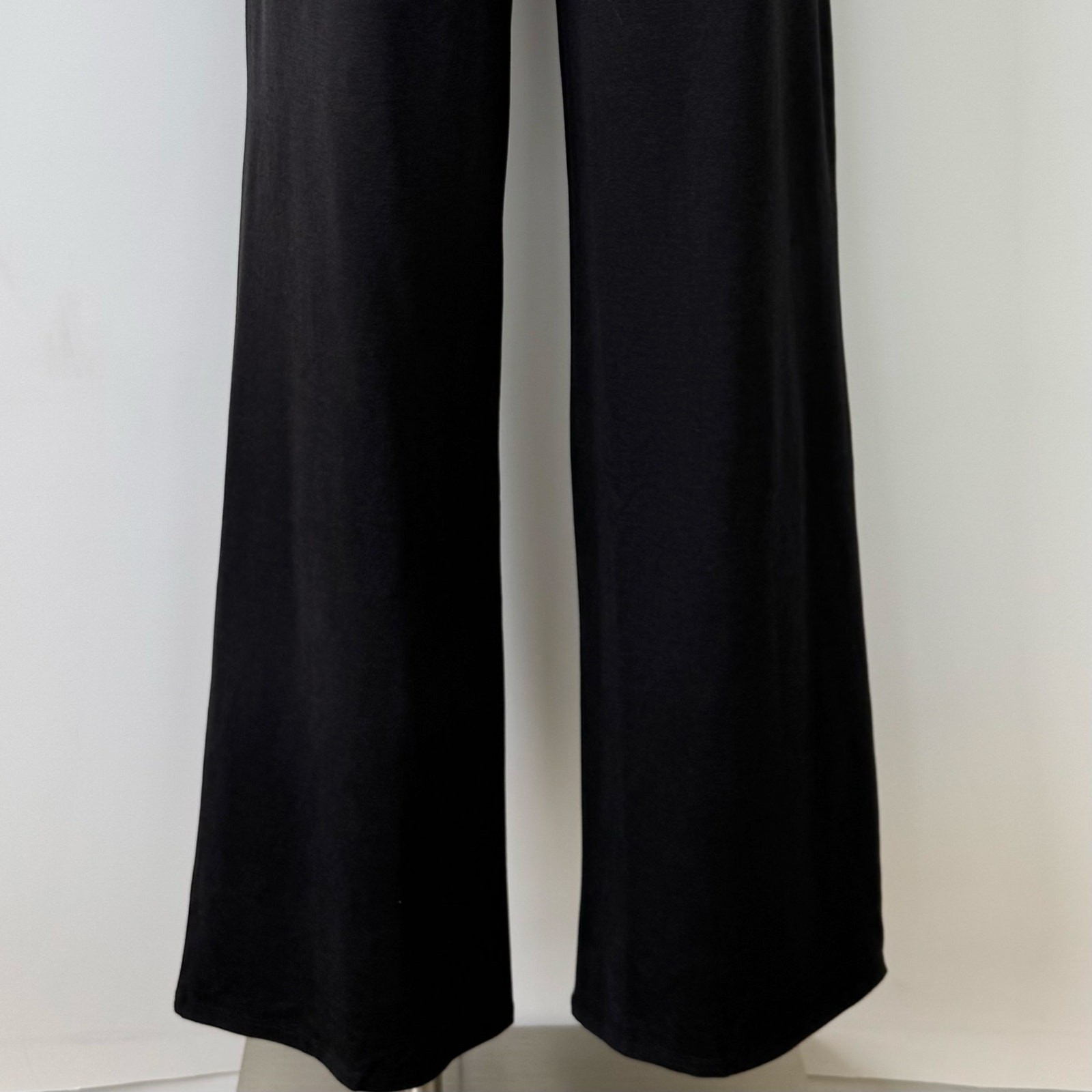 Vuori Halo Essential Wide Leg Soft Pull-On Pants in Black Heather S NWT thumbnail 8