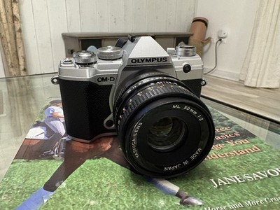 Olympus OM-D E-M5 Mark III 20.4 MP Mirrorless Interchangeable Lens Camera -...