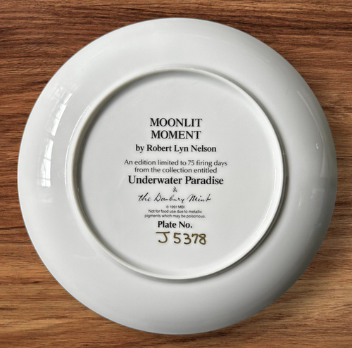 Danbury Mint 1991 MOONLIT MOMENT Decorative Plate Underwater Paradise - Nelson - Picture 3 of 3