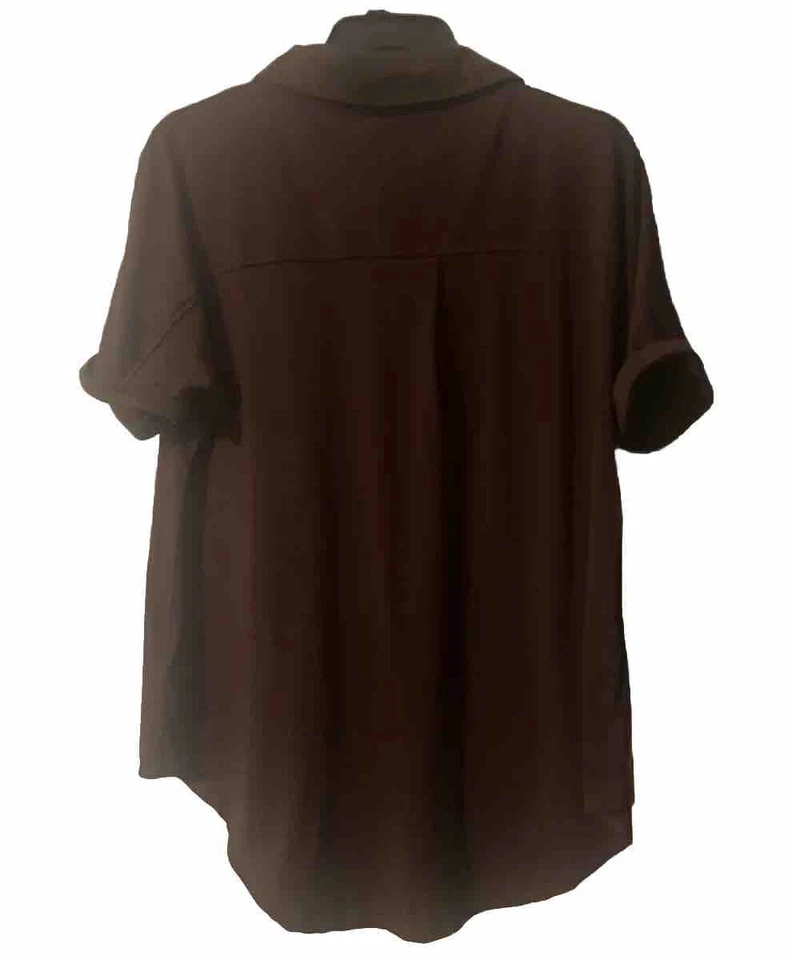 Camisa con botones Luloroe talla mediana nueva sin etiquetas Foto 2 de 4