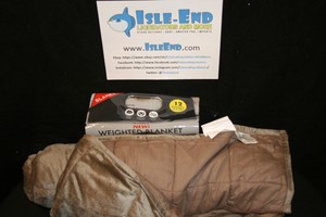 Weighted Blanket | Bed Bath Beyond 12lb padded blanket in taupe