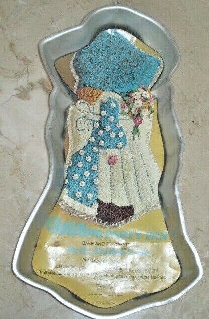 Pre-Owned Wilton Holly Hobbie Cake Pan #1975 502-194 Girl Birthday