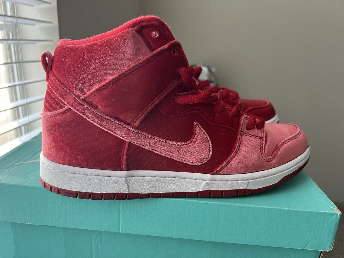 Size 10 - Nike SB Dunk PRM High Red Velvet Size 12 - Nike SB Dunk PRM High Red Velvet for sale online  main image 3