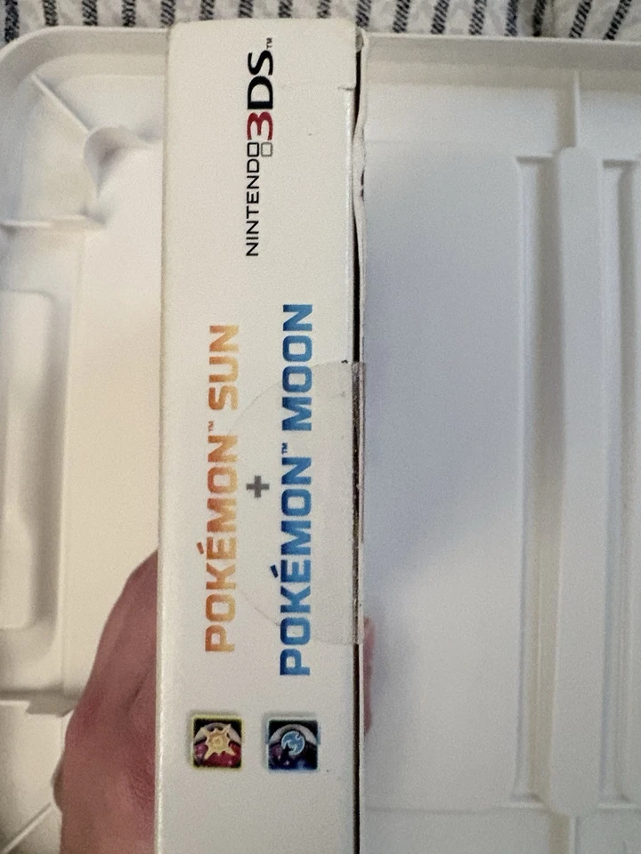 Pokemon Sun & Moon Dual Pack Nintendo 3DS Brand New Authentic - Image 2 of 4