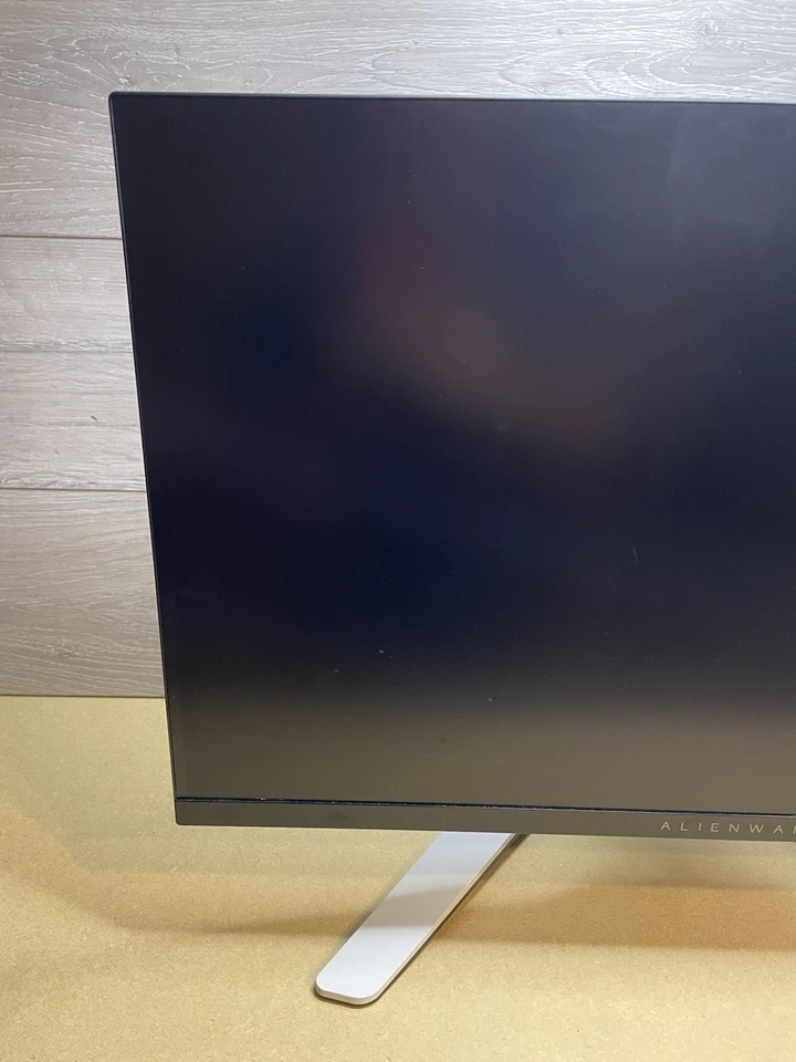 Dell Alienware 27inch IPS LED Gaming Monitor AW2720HFA 240 Hz 1920x1080 - Image 2 of 4