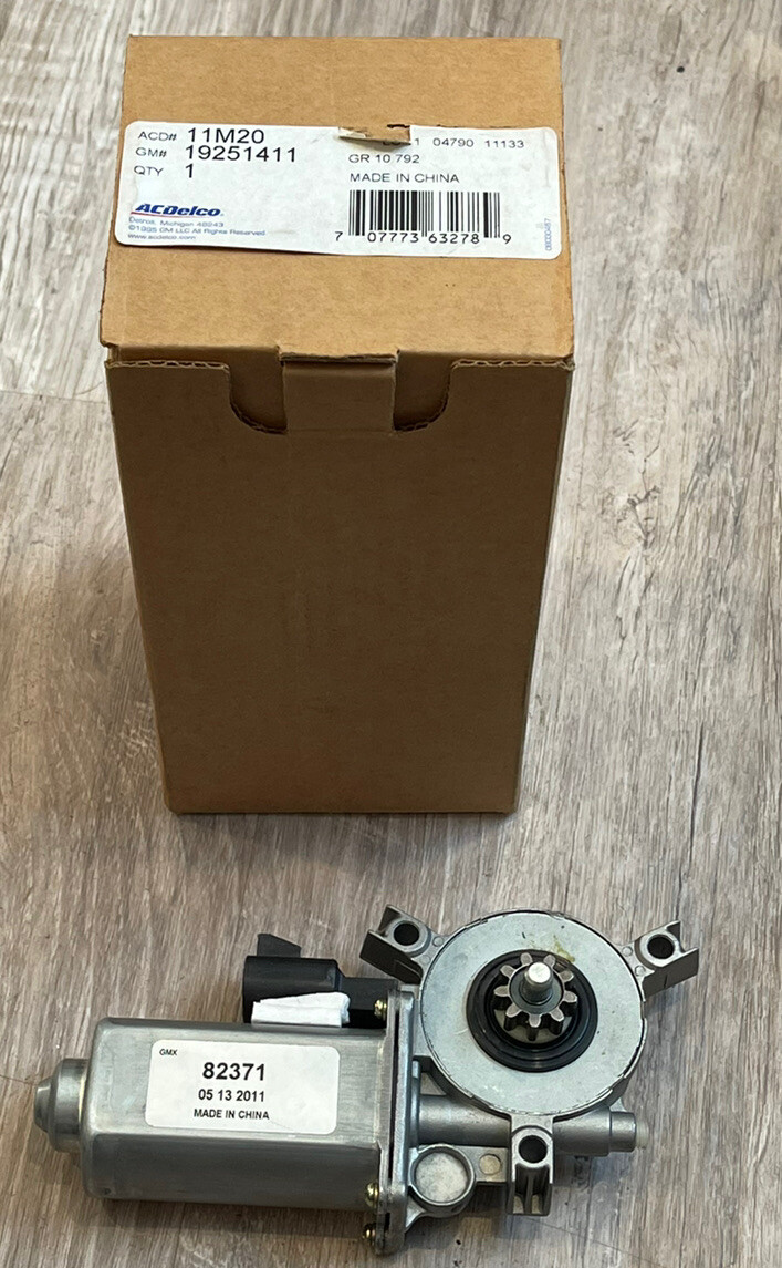 OEM GM 19251411 Front Power Window Motor, NOS | eBay
