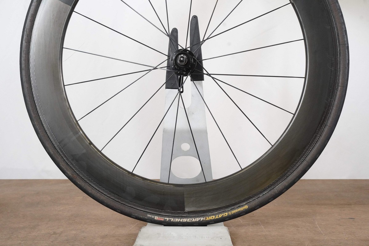 Reynolds Strike Carbon Clincher Rim Brake Wheelset Shimano Reynolds Strike Carbon Clincher Rim Brake Wheelset Shimano