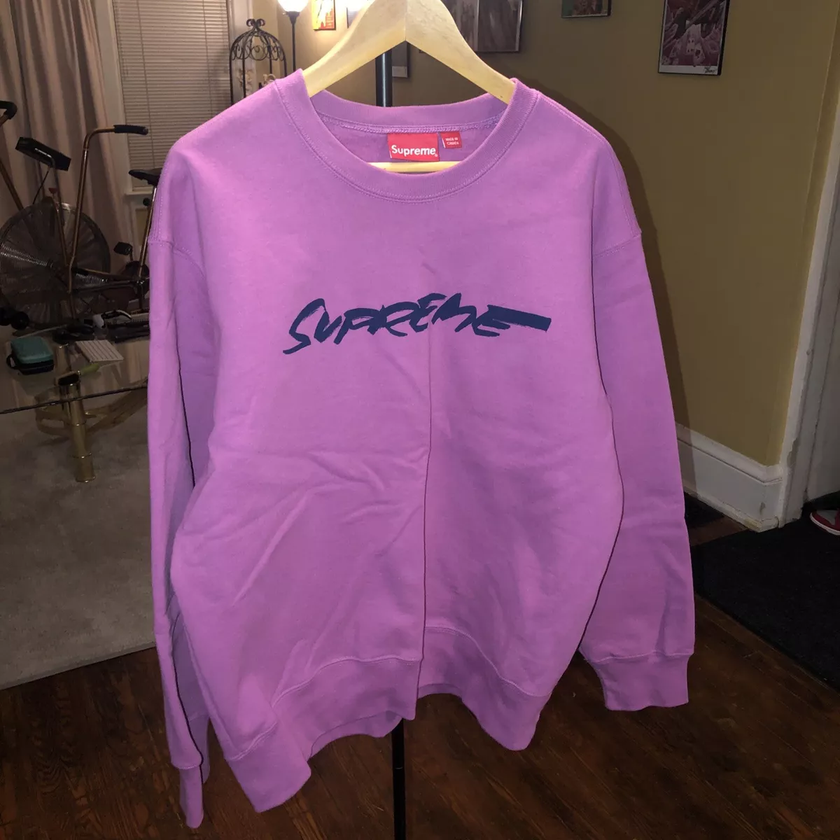 Supreme Futura Logo Crewneck Sweatshirt Size Medium Bright Purple FW20 Worn  1x