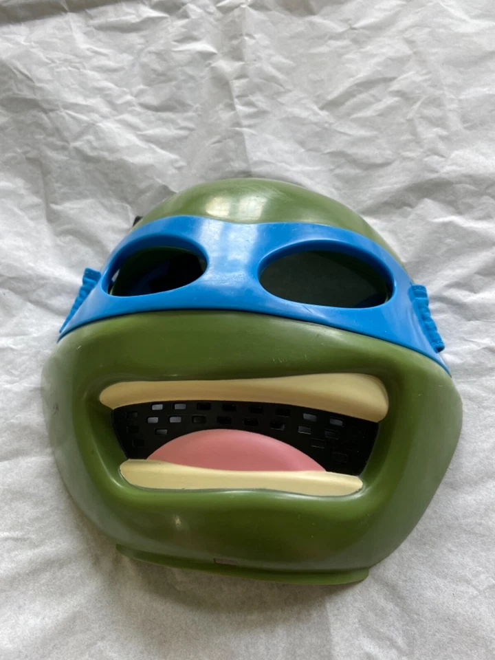 VINTAGE HTF LEONARDO TEENAGE MUTANT NINJA MASK AND TURTLE SHELL LOT - Image 4 of 4