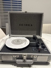 New Vinyl Record Player Turntable Victrola Journey Signature Bluetooth Suitcase