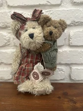 Boyds Bears TJ’s Best Dressed Collection Momma McNew w/Hugsley 10" Retired