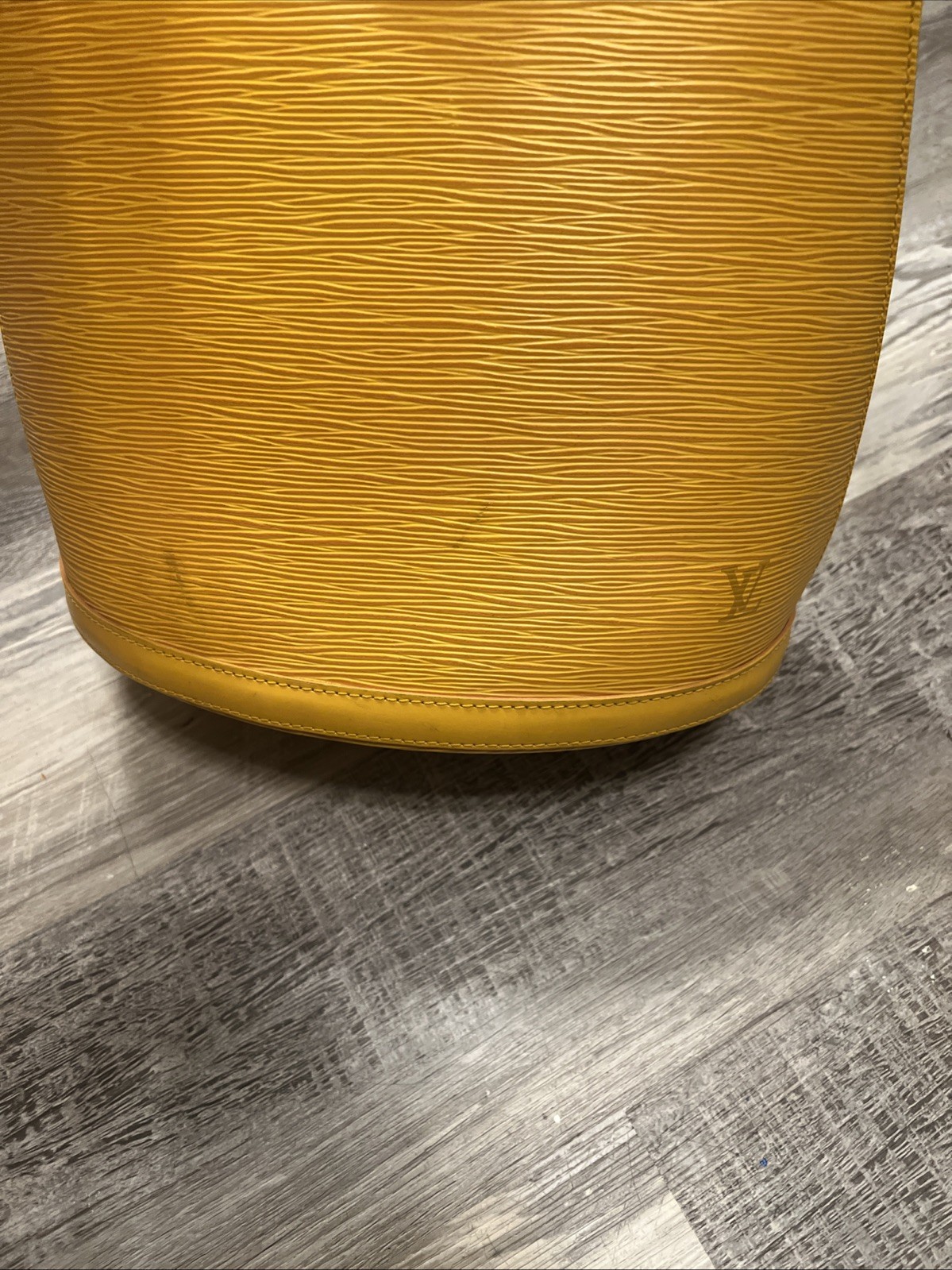 Louis Vuitton LV Shoulder Bag M52259 Cluny Yellow Epi 2282278 thumbnail 4