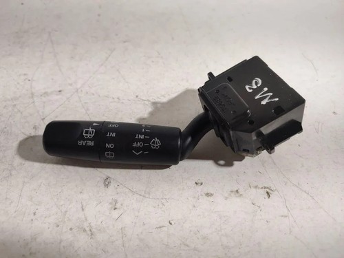 MAZDA 3 BK Wischergriff 17d682 1.60 Diesel 80kw 2004 31505733