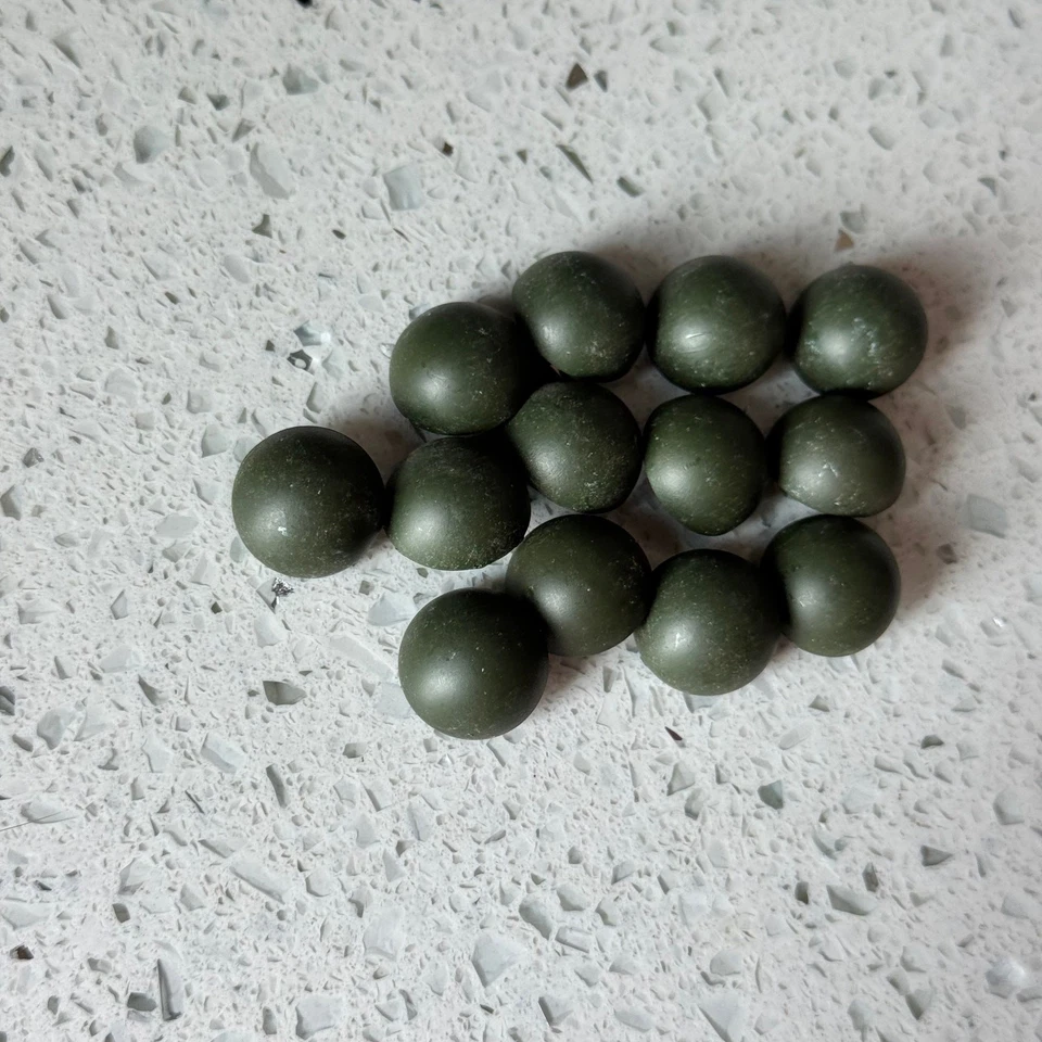 13 Y2K Vintage Sewing Buttons Lot Dome Matte Green Round Shank DIY Art ~1/2" - Image 4 of 4