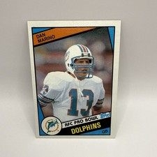Dan Marino #123 1984 Topps HOF RC pack fresh!