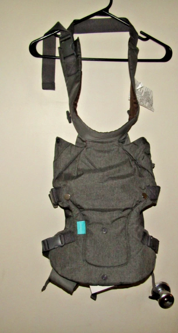 Infantino Flip 4-in-1 Convertible Baby Carrier, Adjustable, Ergonomic Gray
Opens in a new window or