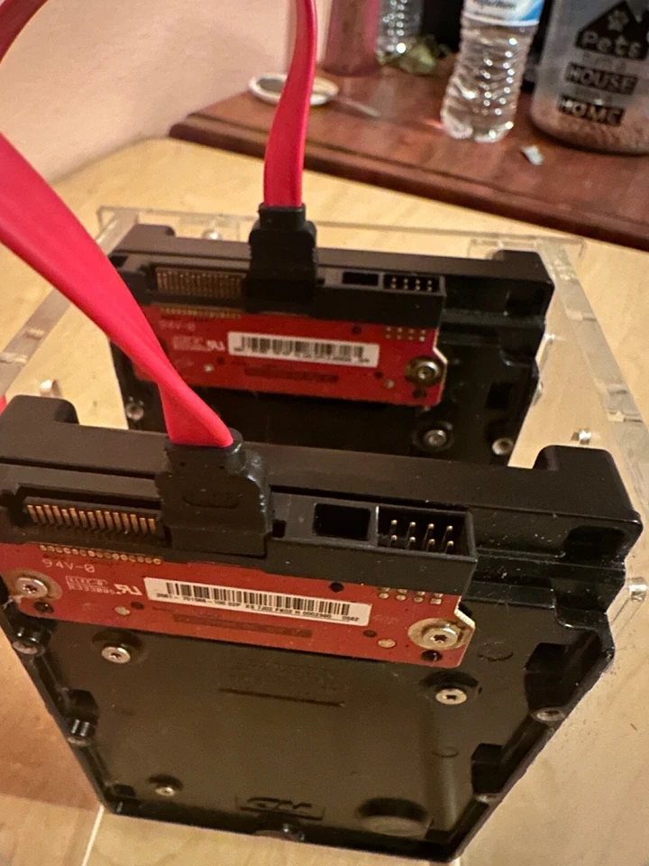 Western Digital WD3000HLFS-01G6U4 3.5" Hard Drive 300GB SATA - Image 3 of 3