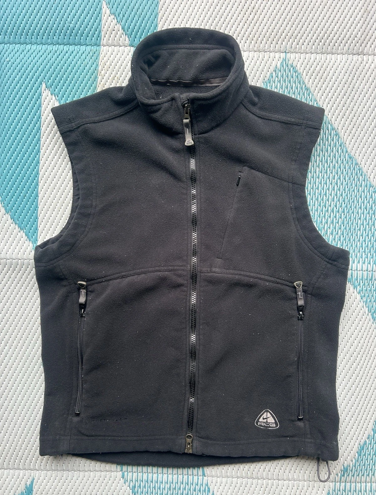 Nike ACG Black Full Zip Logo Zipper Stand-Up Collar Thermal Layer Vest M Men
Opens in a new window o