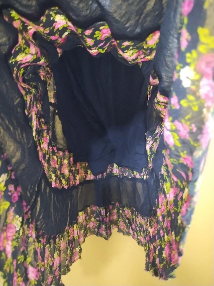 Maxi Falda Derek Corazón Negra Floral Algodón XL Boho Cottage Dobladillo Envejecido Foto 4 de 4
