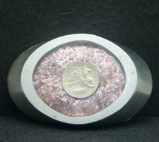 WE05107 VERY COOL VINTAGE 1970s UNITED STATES QUARTER DOLLAR COIN BELT BUCKLE