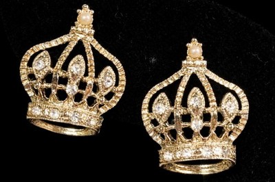 Vintage Crown Clip-On Earrings Rhinestones Faux Pearl 1.25   Gold-tone gc26