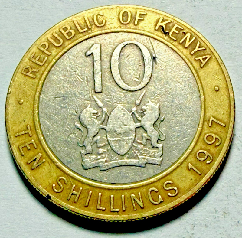 1997 KENYA 10 SHILLINGS COIN - BI-METALLIC