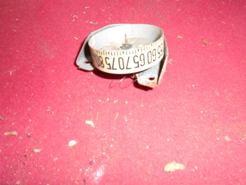 1931,1932 chevrolet  speedometer  gauge reel nice color