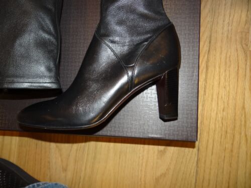 BOTAS HASTA LA RODILLA COLE HAAN JOANA EN CAJA D28506 ALTAS CUERO NAPA NEGRAS - Imagen 4 de 12