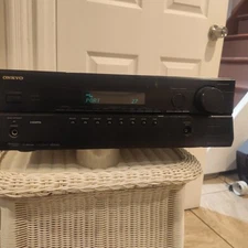 Onkyo HT-RC230 - 5.1 Ch HDMI Surround Sound Receiver Stereos
